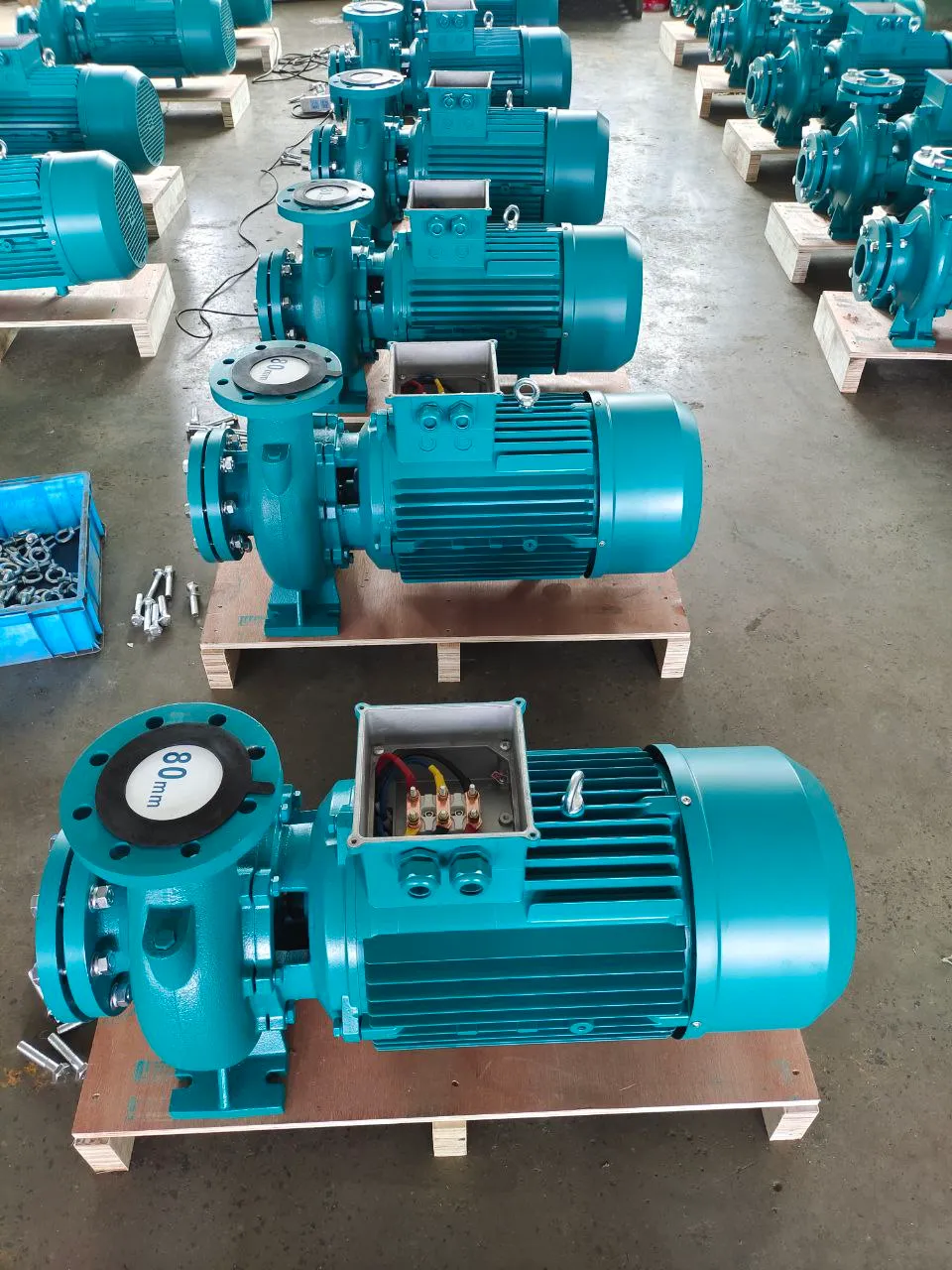 Đánh giá máy bơm nước Cá Sấu 1 ngựa (750W): Giải pháp hoàn hảo từ thương hiệu ZEN