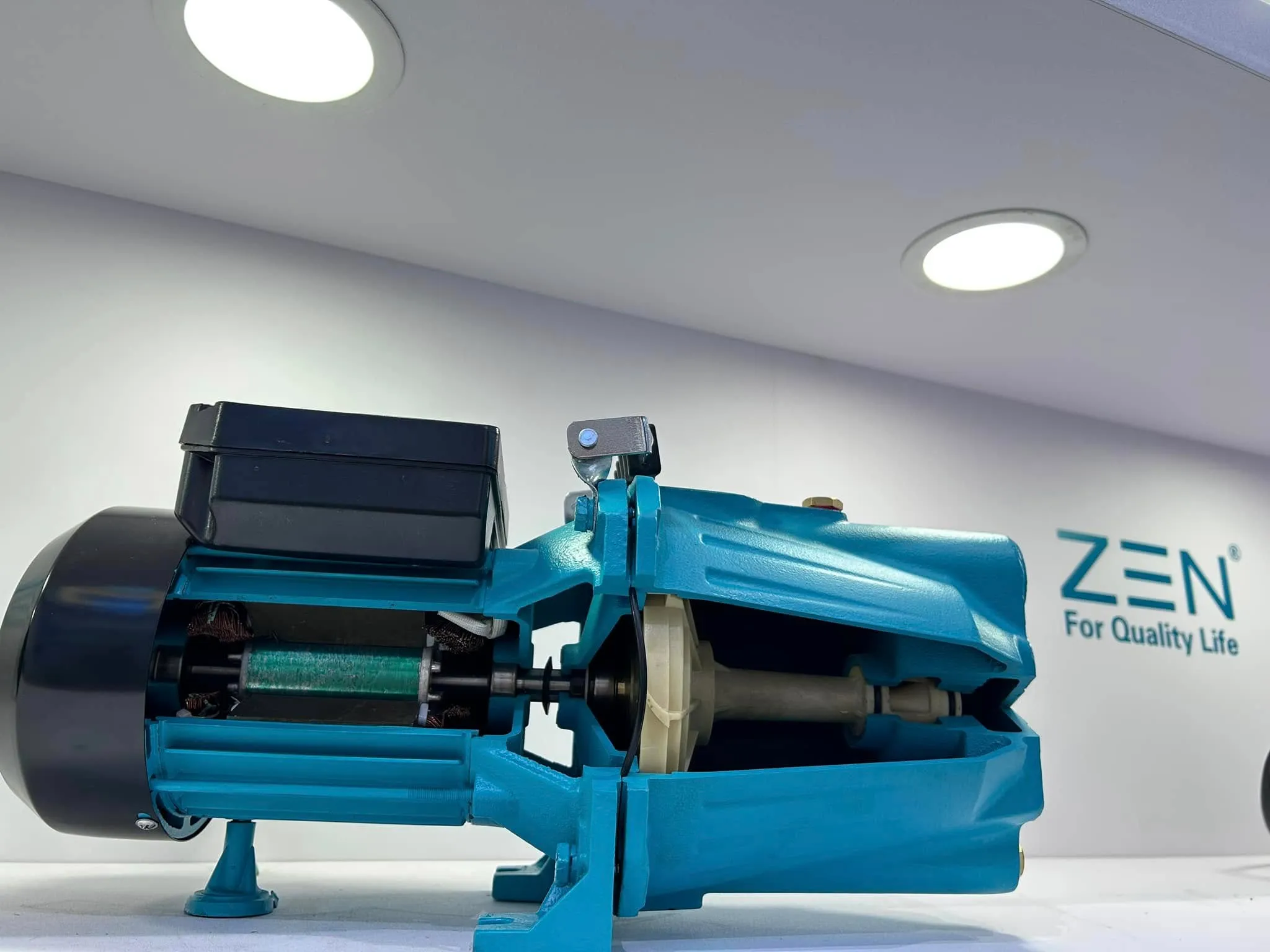 Giá máy bơm nước 3 ngựa (3HP) 1 pha: Sức mạnh công nghiệp trên nguồn điện gia đình